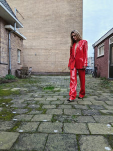 the chic red suit from ZARA 