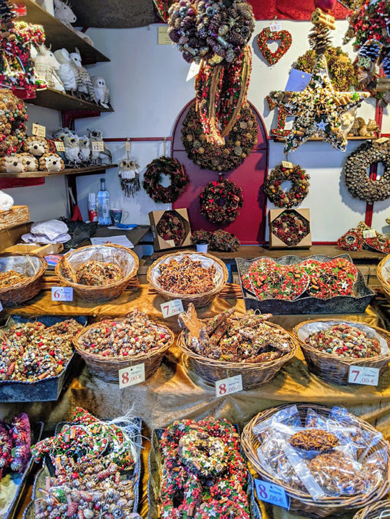A Holiday Trip to the Düsseldorf Christmas Market: 2019 Guide